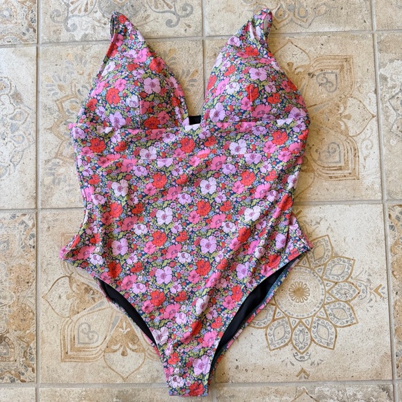 J. Crew Plunge One-Piece Liberty of London Meadow Song Swimsuit Sz XL - Picture 8 of 8
